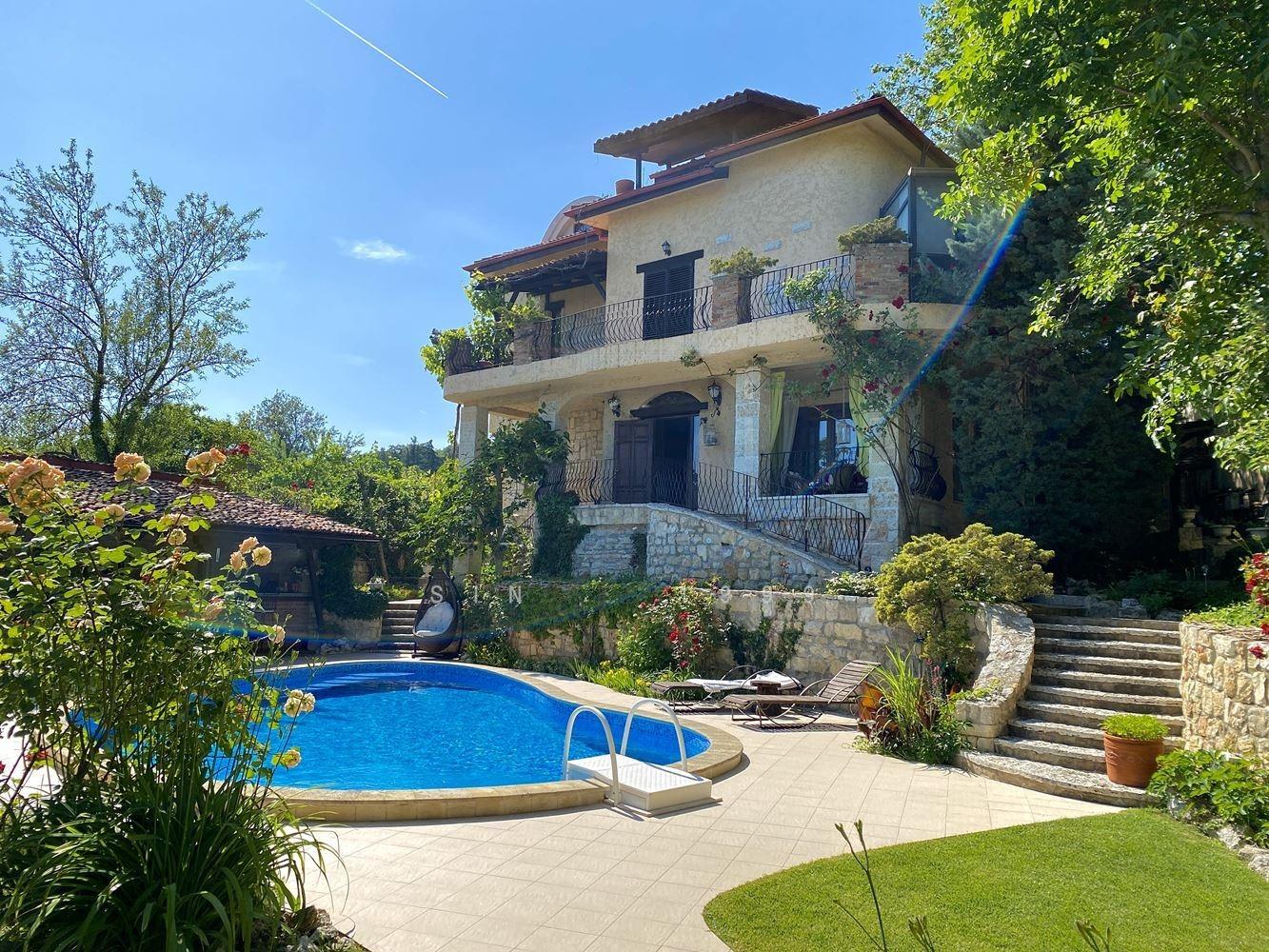 House for Sale in Varna, Alen mak Area