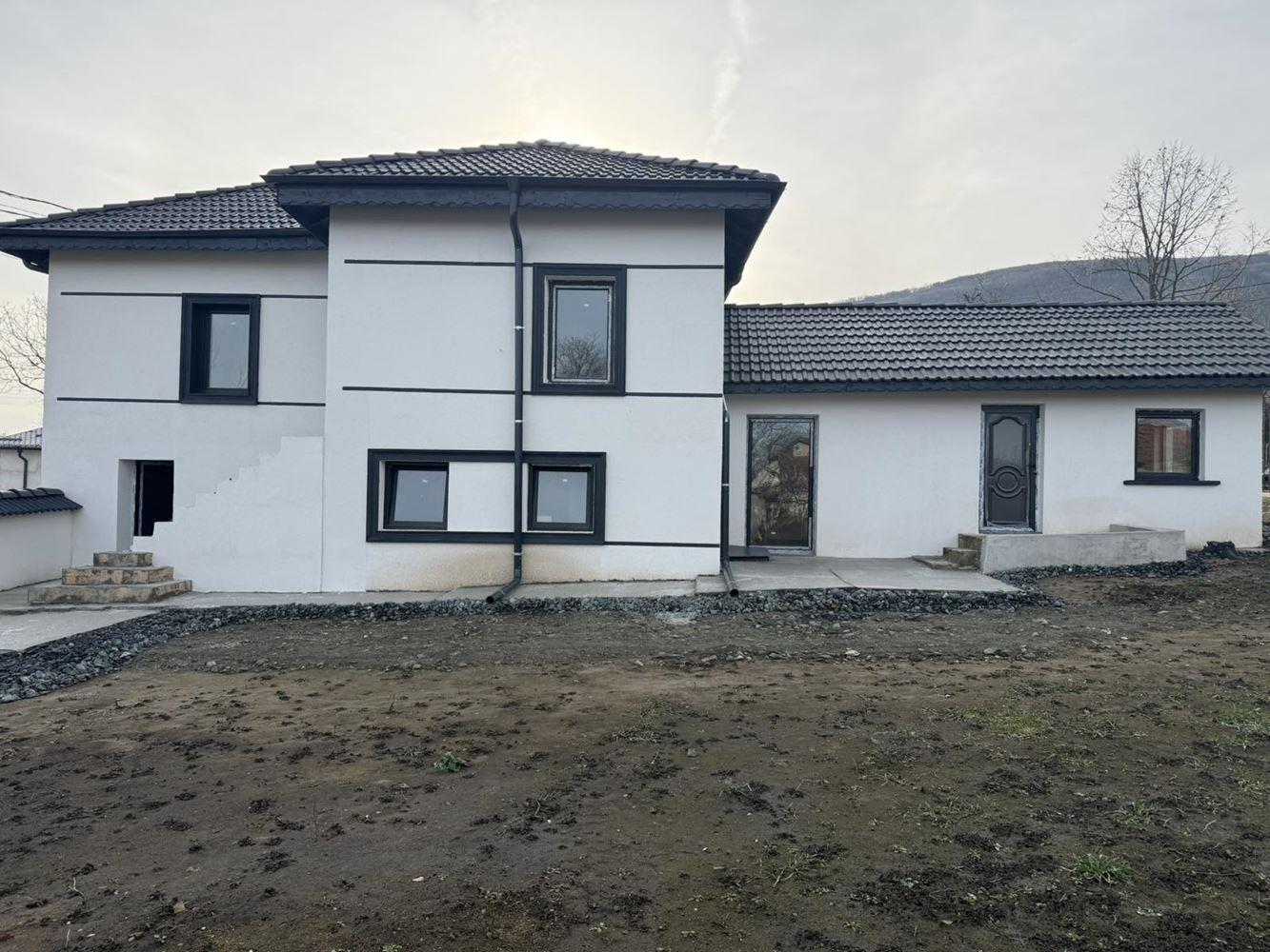 House for Sale in Polyantsi, Sofia Province