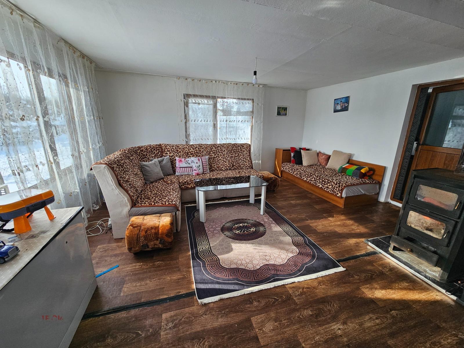 House for Sale in Ruse, Charodeyka – Sever