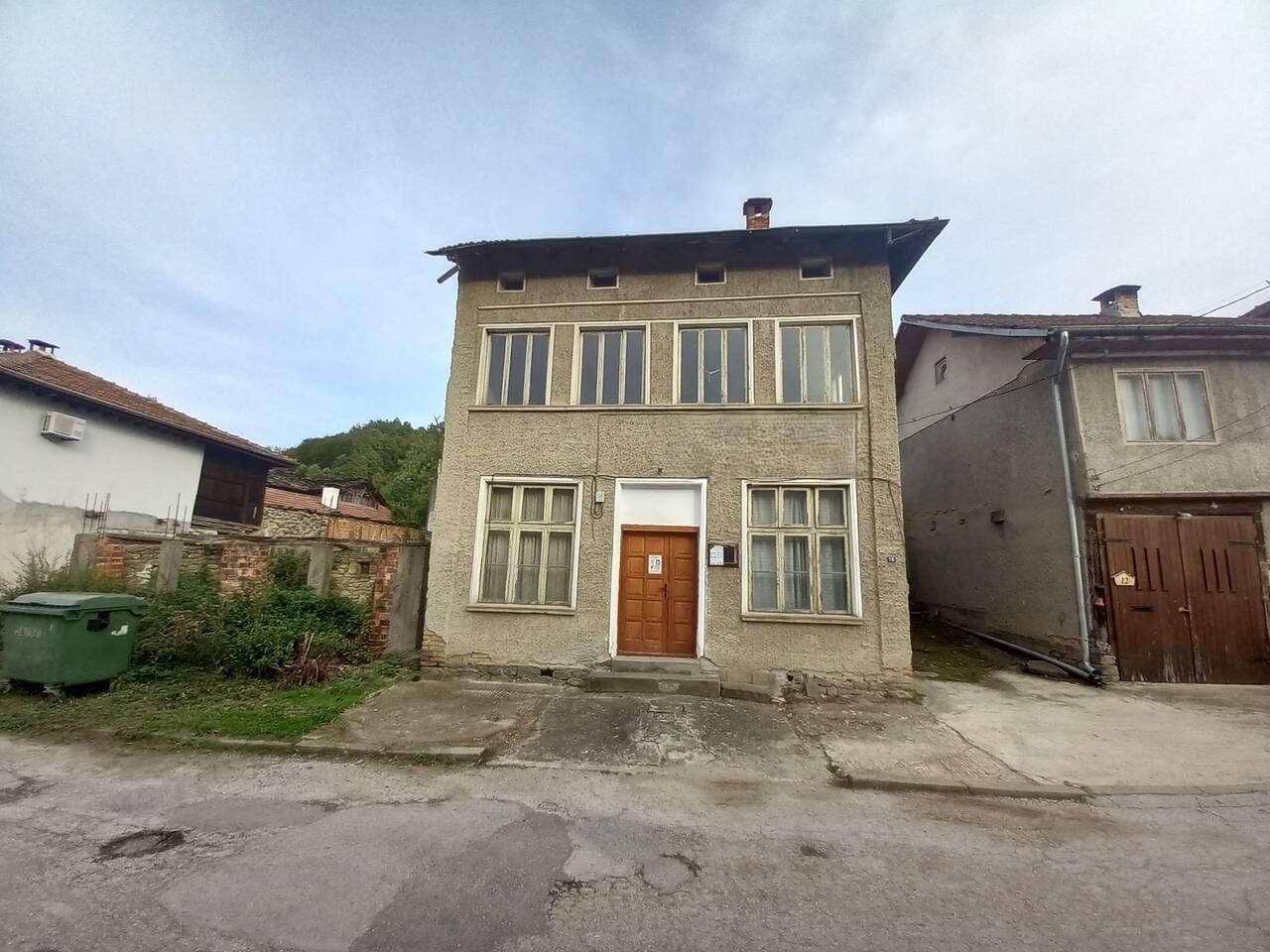House for Sale in Troyan, Lovech