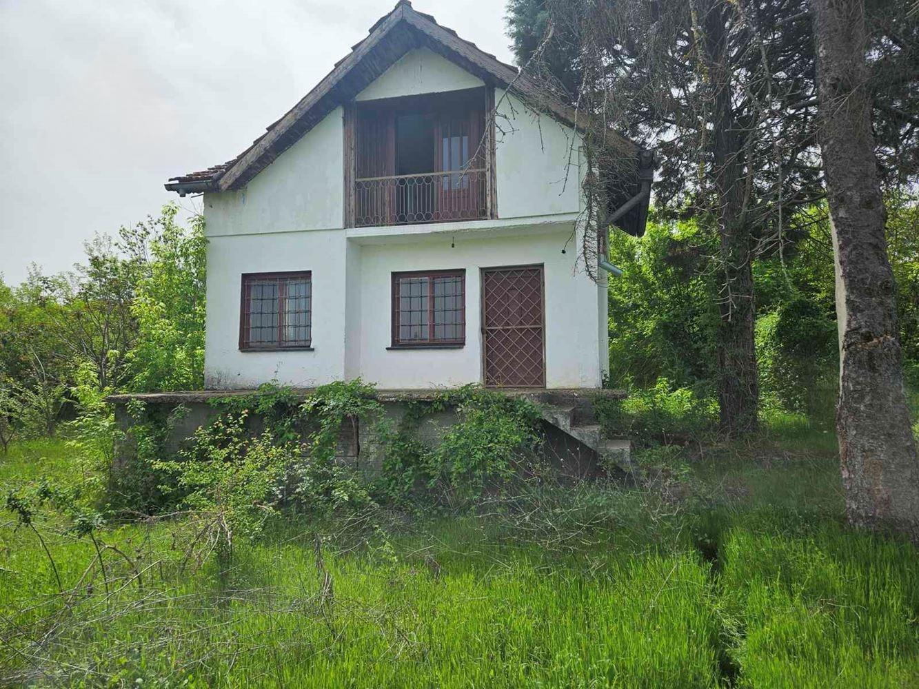 Villa for Sale in Pleven, Kozhuharska cheshma Area