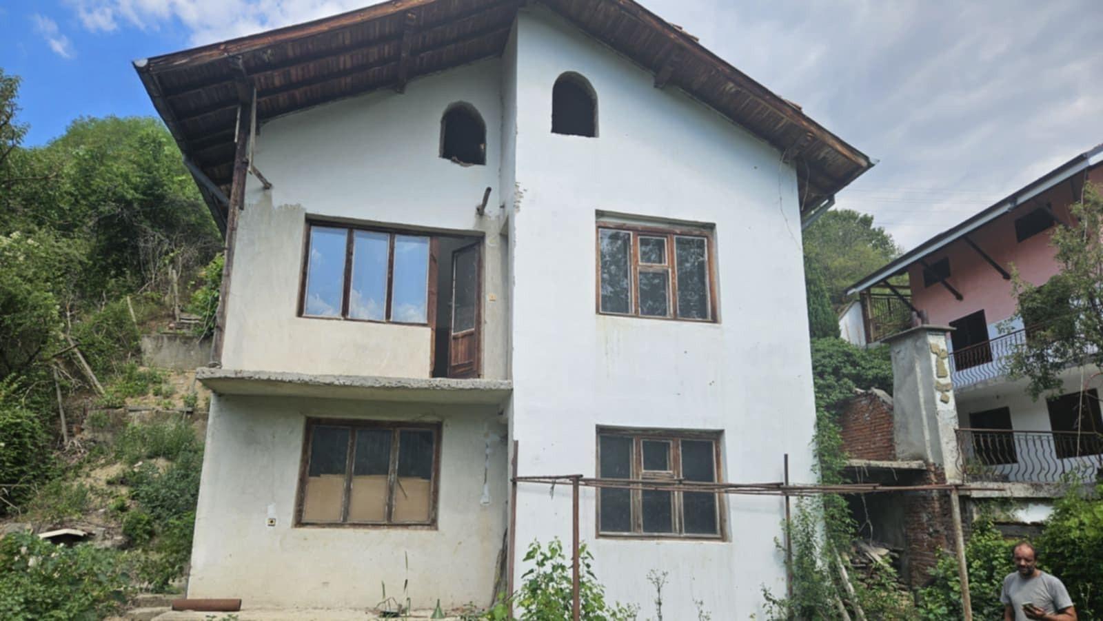 House for Sale in Nedelkova Grashtitsa, Kyustendil