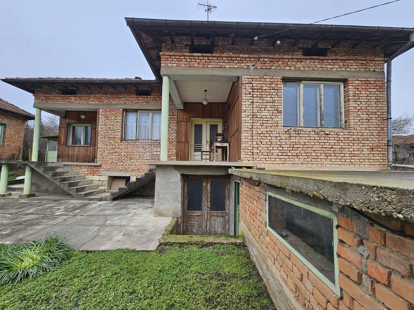 House for Sale in Piperkovo, Ruse
