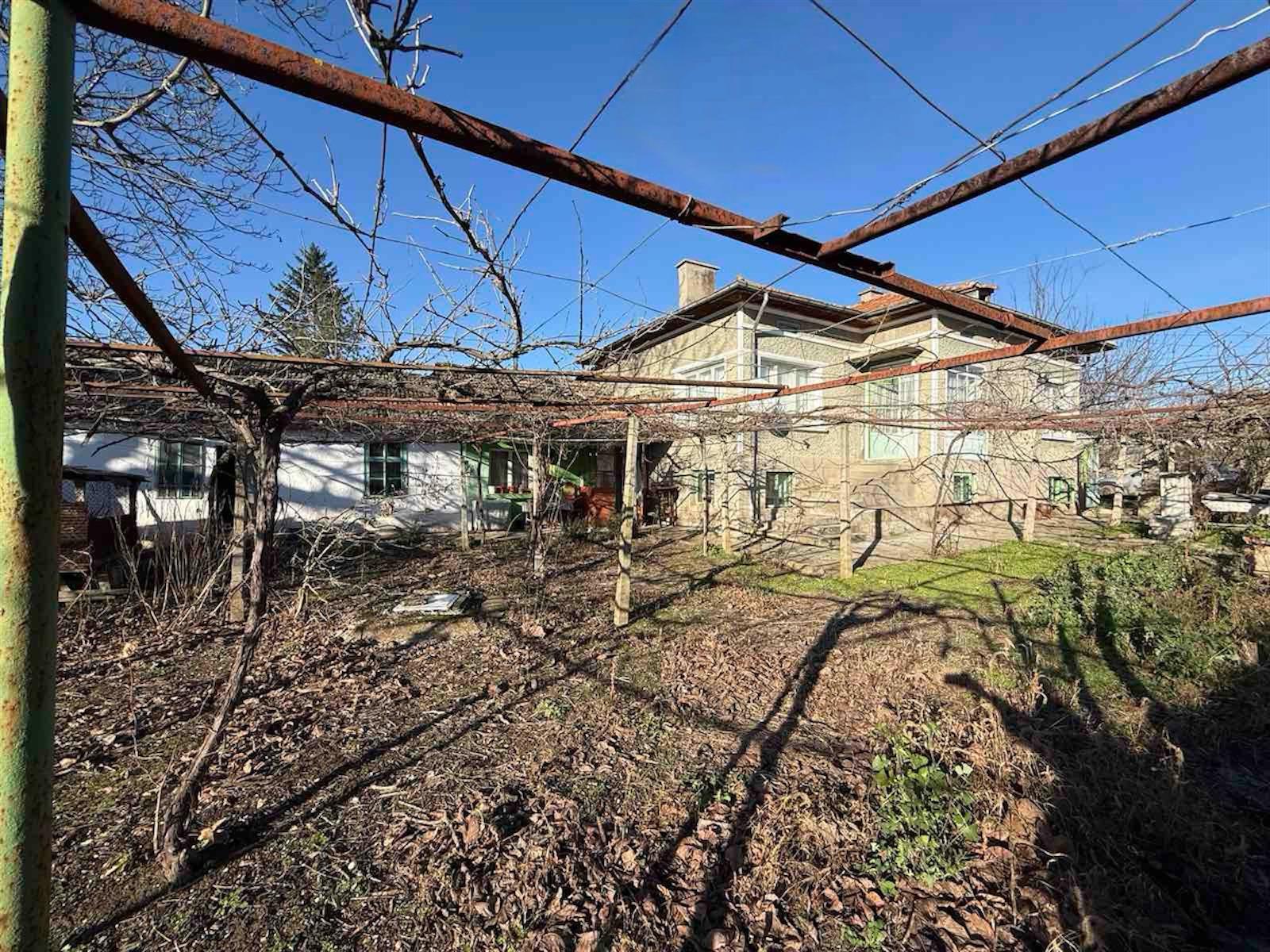 House for Sale in Shumen, Matnitsa