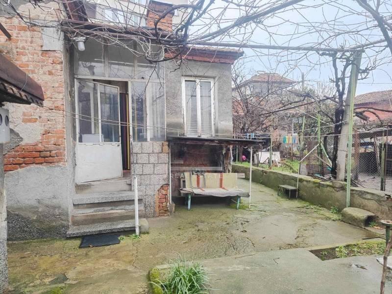 House for Sale in Yambol, Center