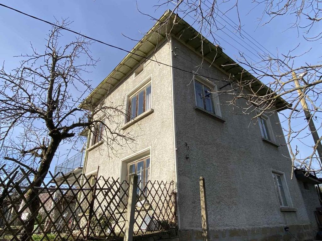 House for Sale in Lovnidol, Gabrovo