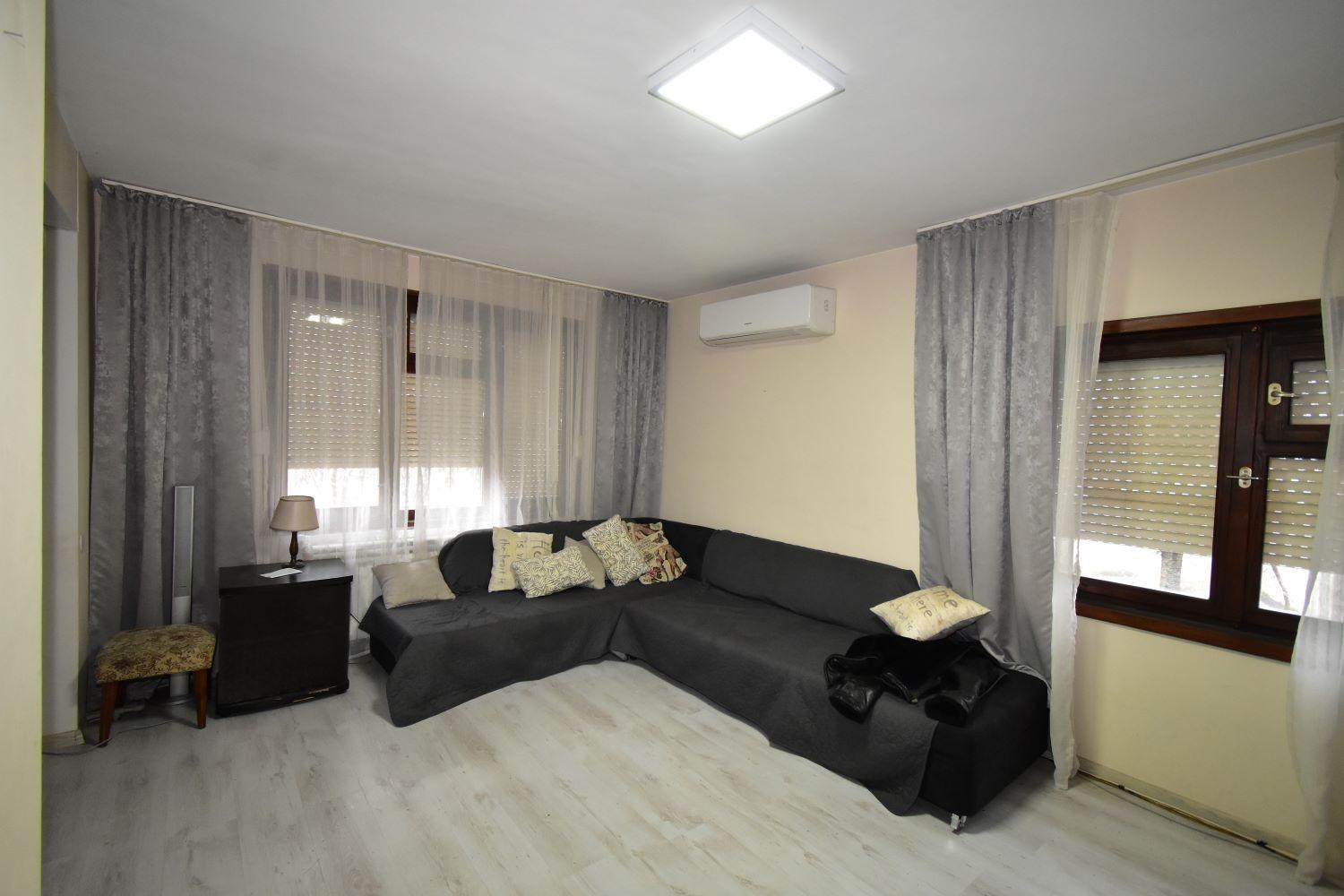 House for Sale in Pernik, Baykusheva mahala
