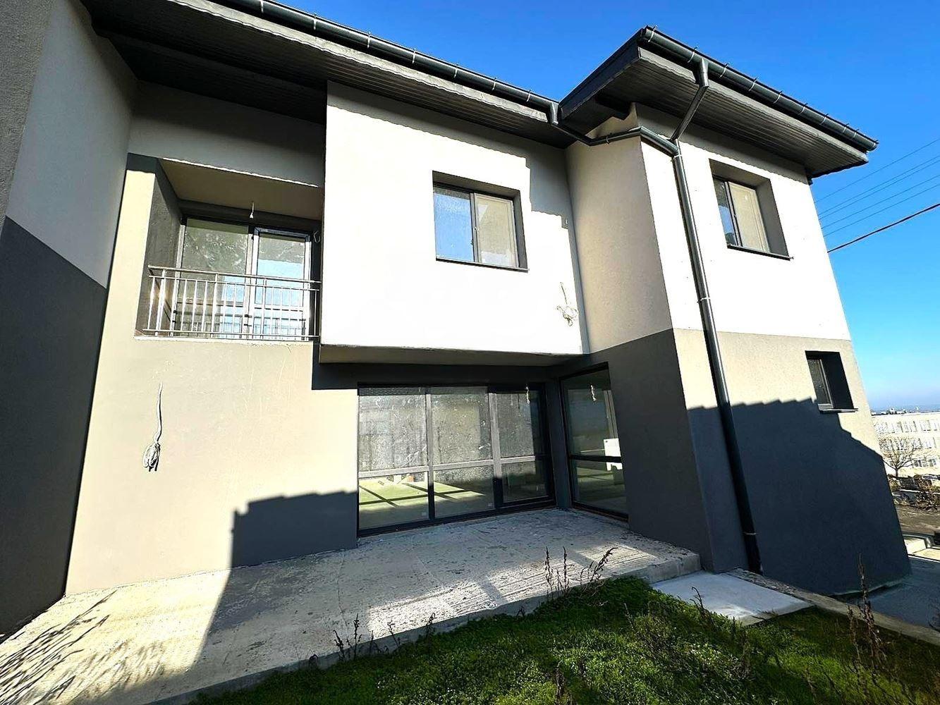 House for Sale in Shumen, 2-ri korpus