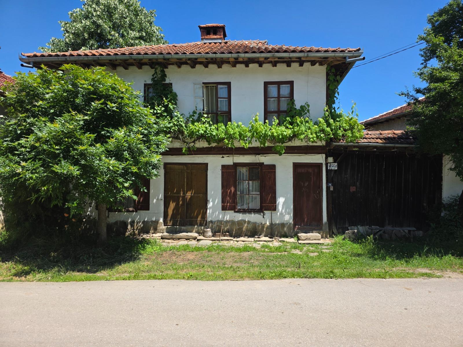 House for Sale in Oreshak, Lovech