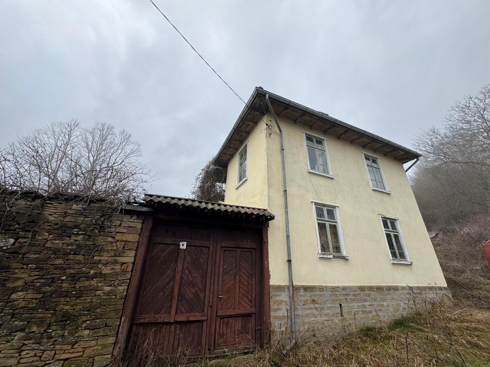 House for Sale in Kolishovtsi, Gabrovo
