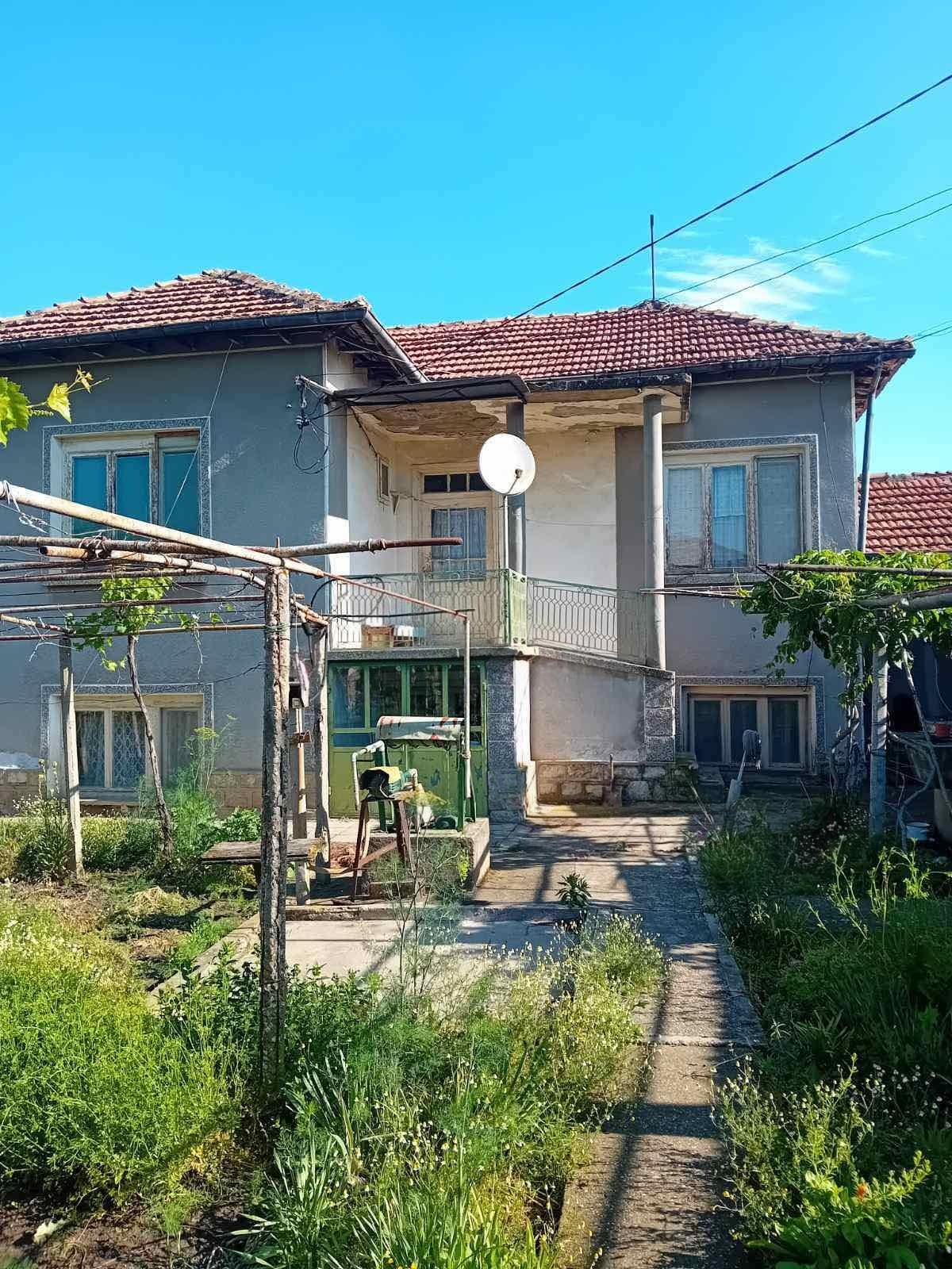 House for Sale in Balgarene, Pleven
