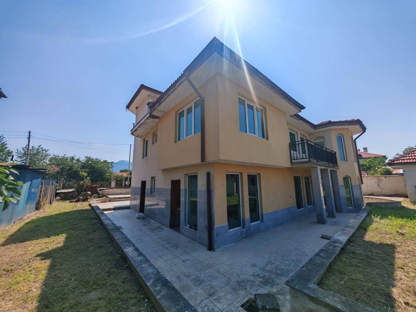 House for Sale in Septemvri, Pazardzhik