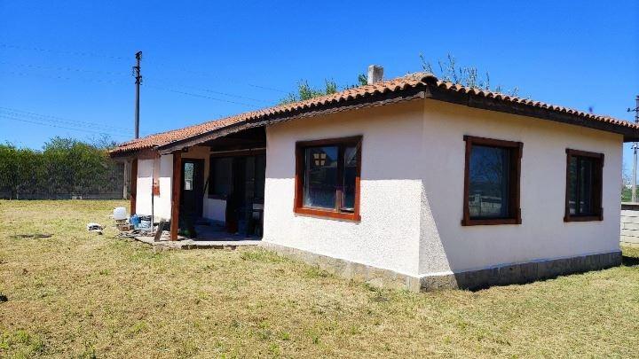House for Sale in Seltse, Dobrich