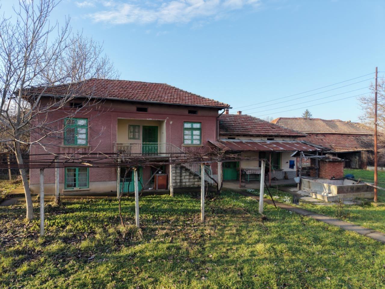 House for Sale in Dolna Lipnitsa, Veliko Tarnovo