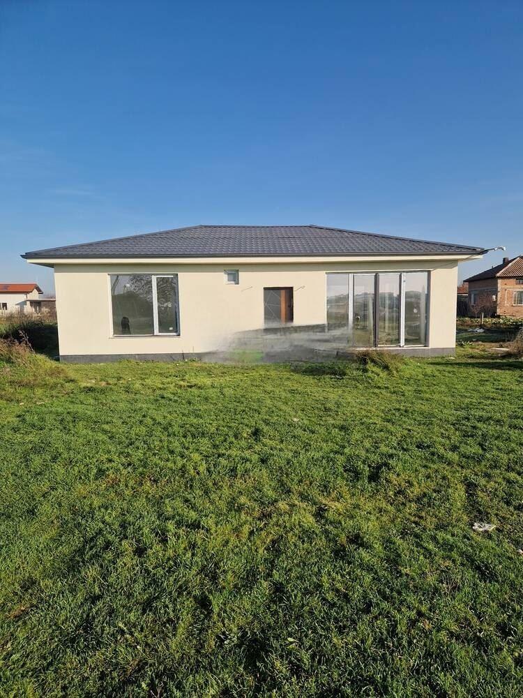 House for Sale in Stryama, Plovdiv