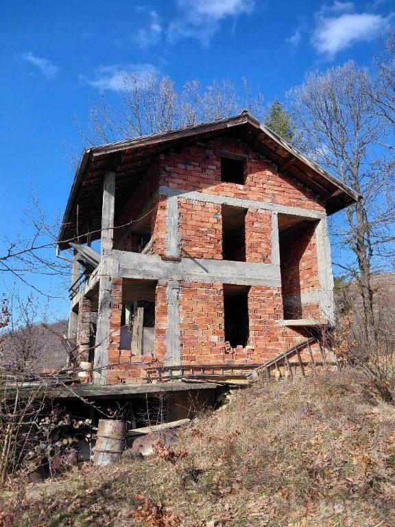 Villa for Sale in Troyan, Lovech