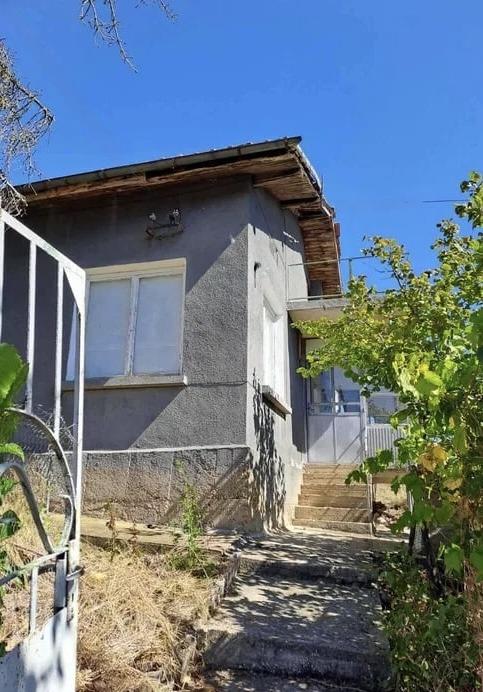 House for Sale in Karan Varbovka, Ruse