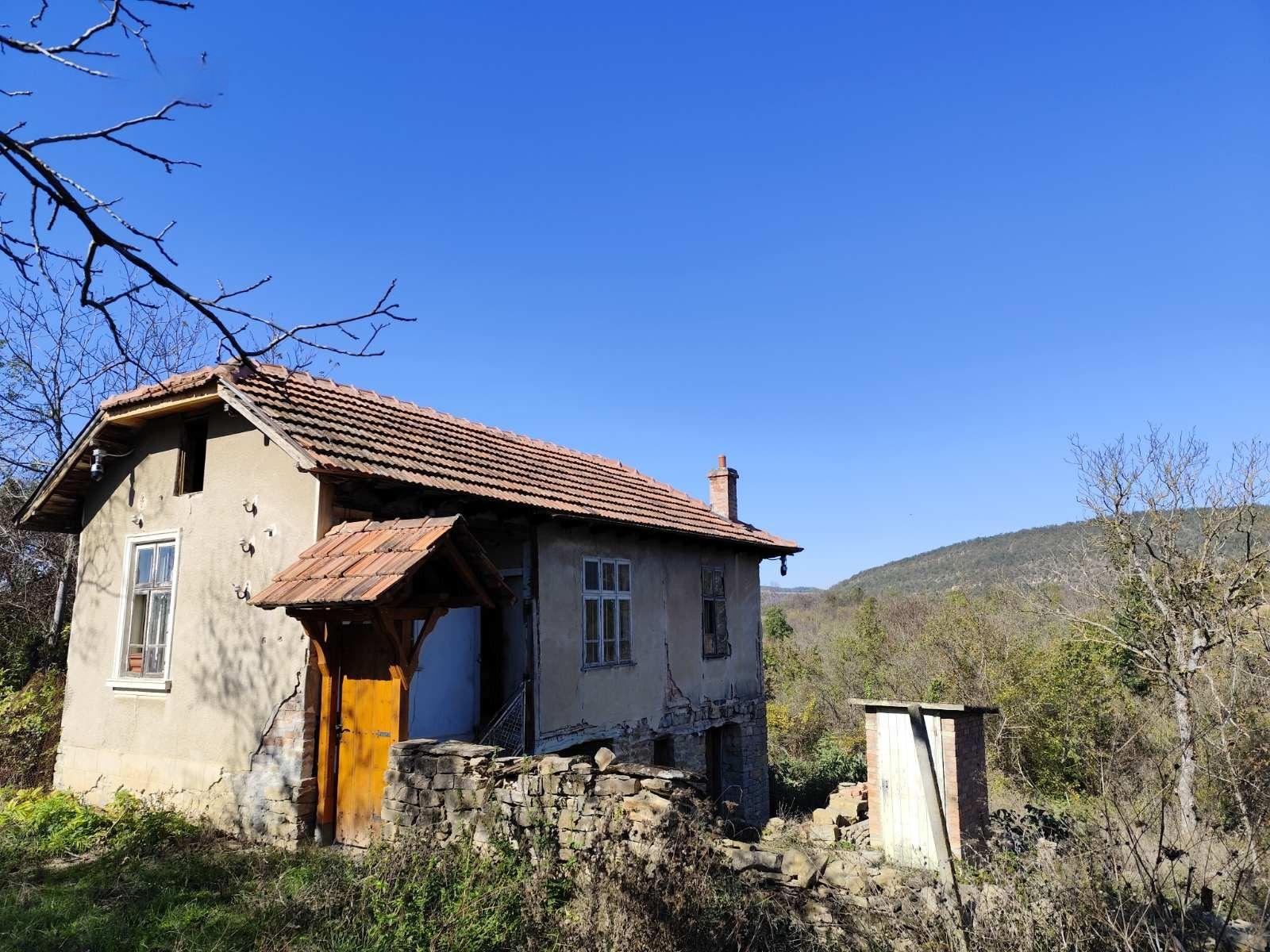 House for Sale in Kosarka, Gabrovo