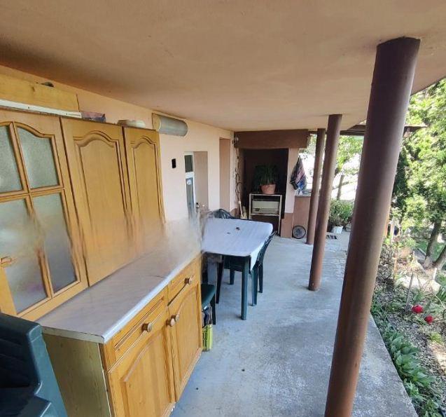 Villa for Sale in Shumen, Chashka Area