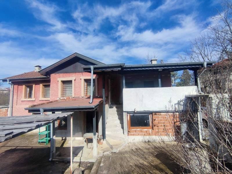 House for Sale in Dinevo, Haskovo