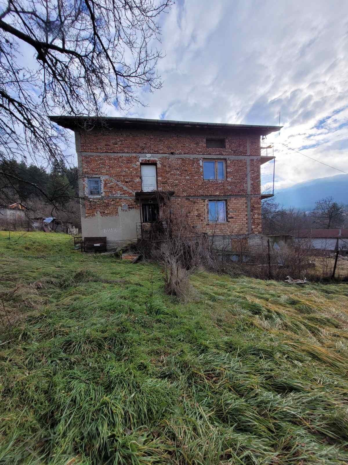 House for Sale in Gorna Dikanya, Pernik