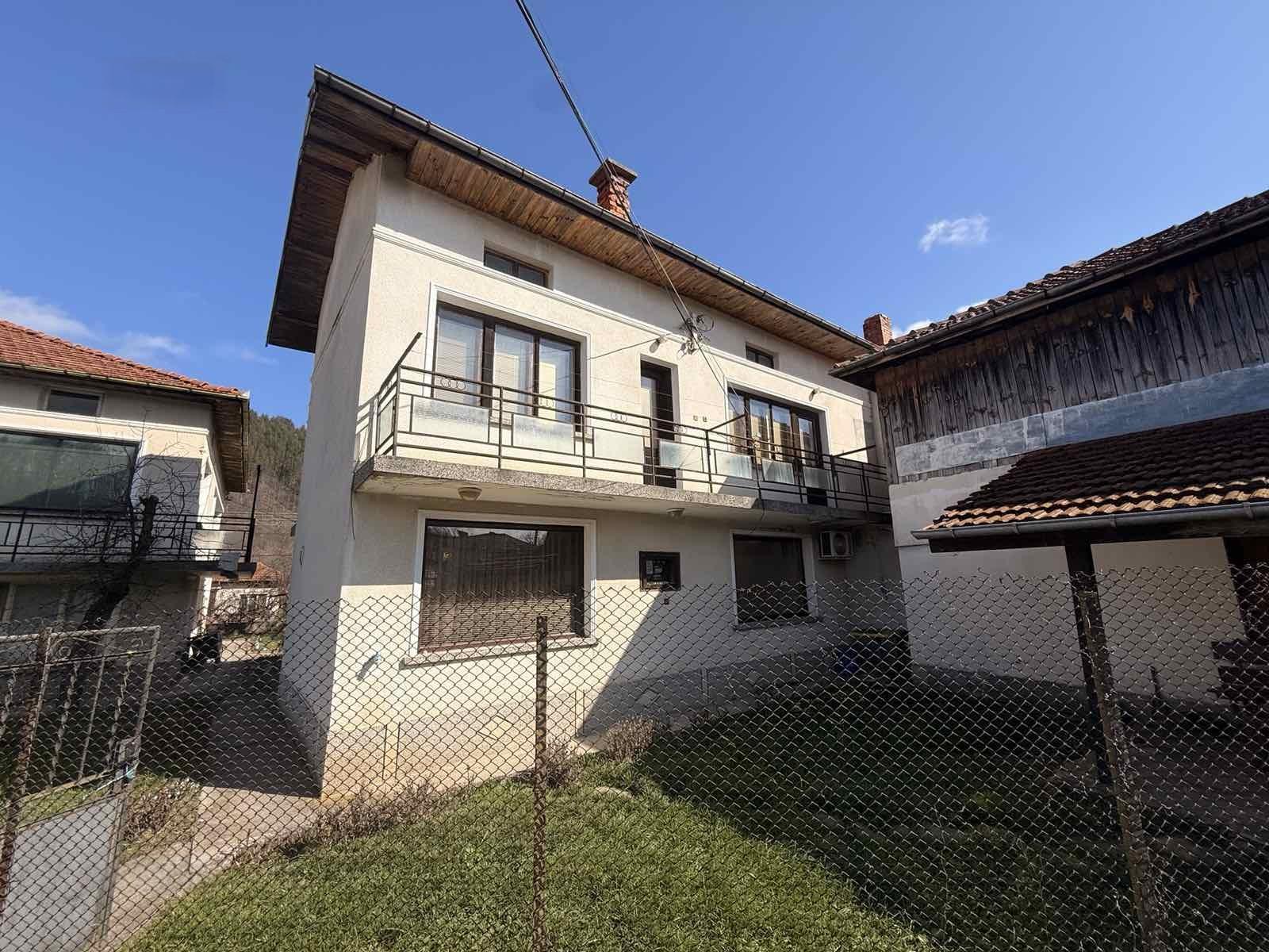 House for Sale in Apriltsi, Lovech