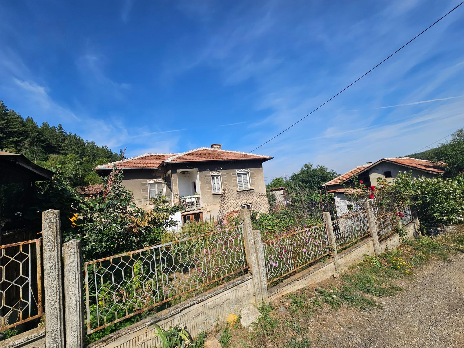 House for Sale in Dren, Pernik