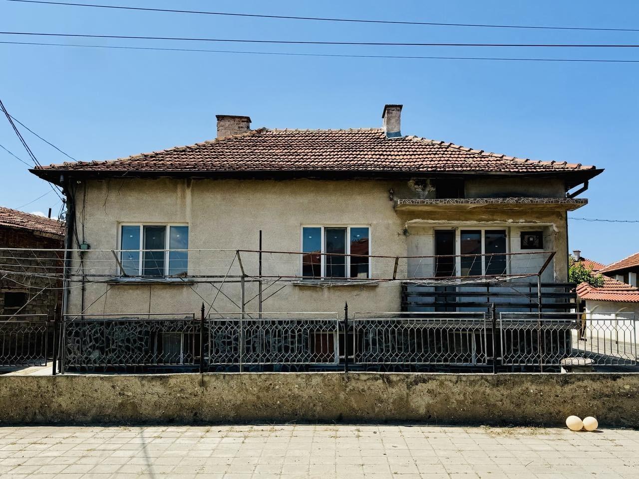 House for Sale in Ihtiman, Sofia Province