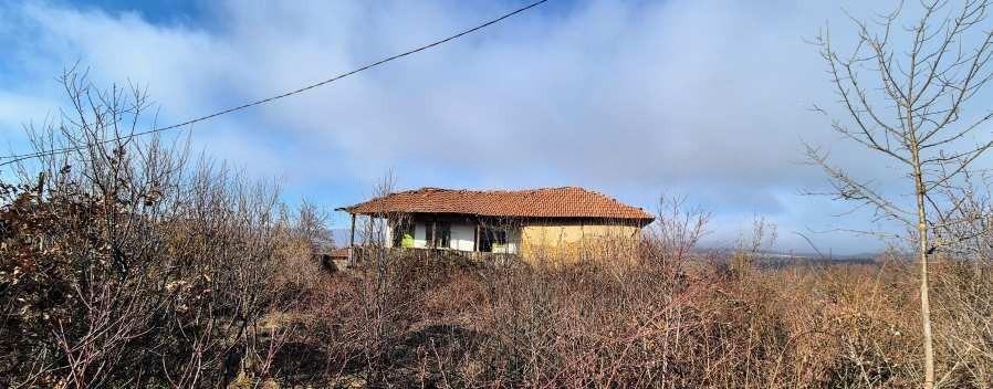 House for Sale in Radyuvene, Lovech