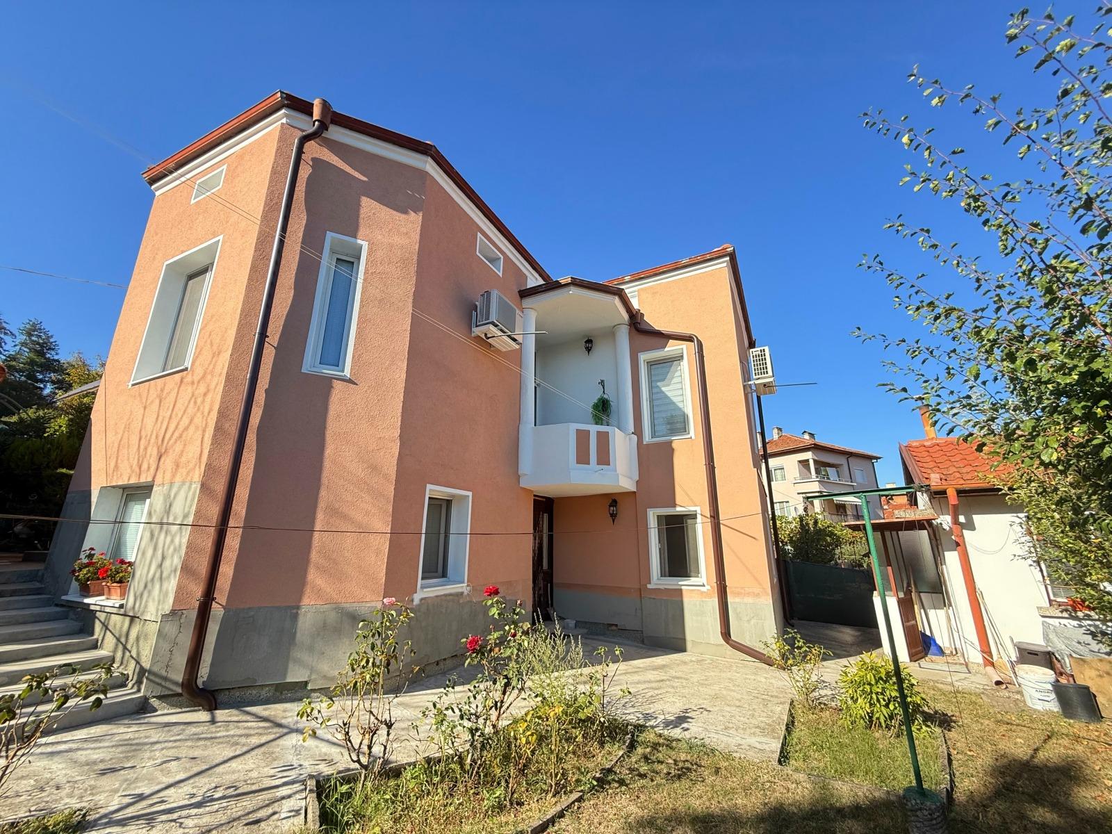 House for Sale in Gabrovo, Center