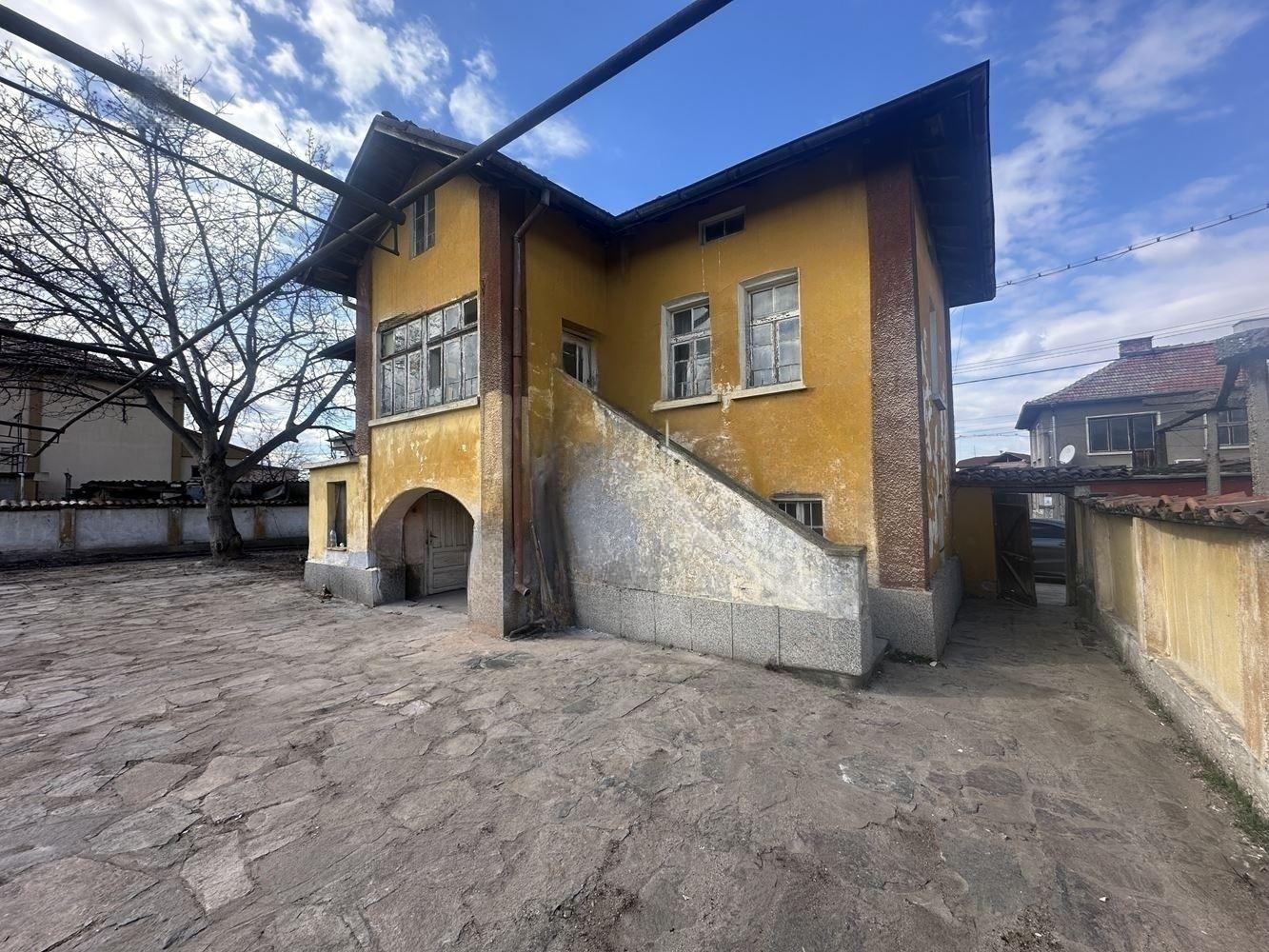 House for Sale in Stamboliyski, Plovdiv
