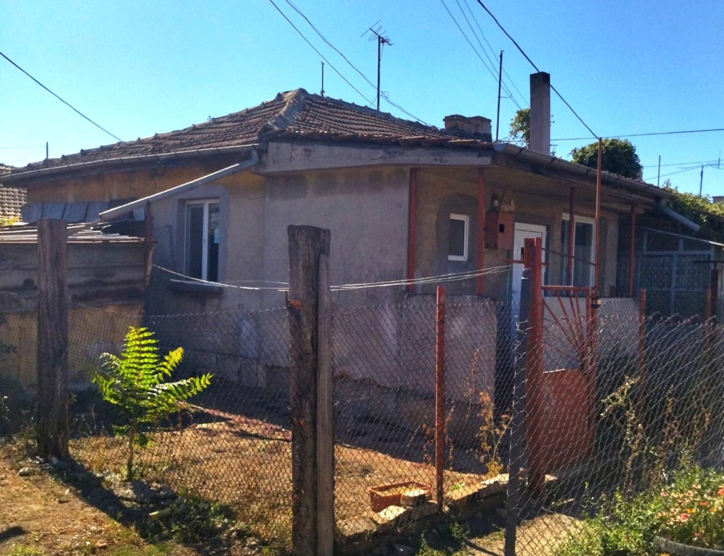House for Sale in Ruse, Traktsiyata