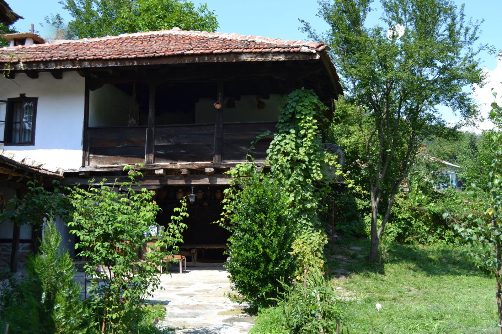 House for Sale in Gabrovo, Lyutatsi