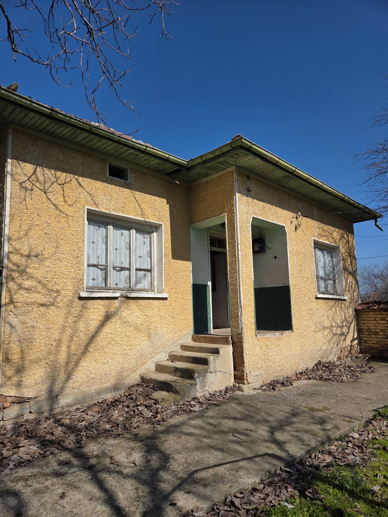 House for Sale in Obnova, Pleven