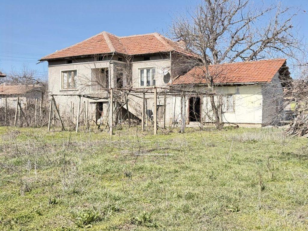 House for Sale in Karaisen, Veliko Tarnovo