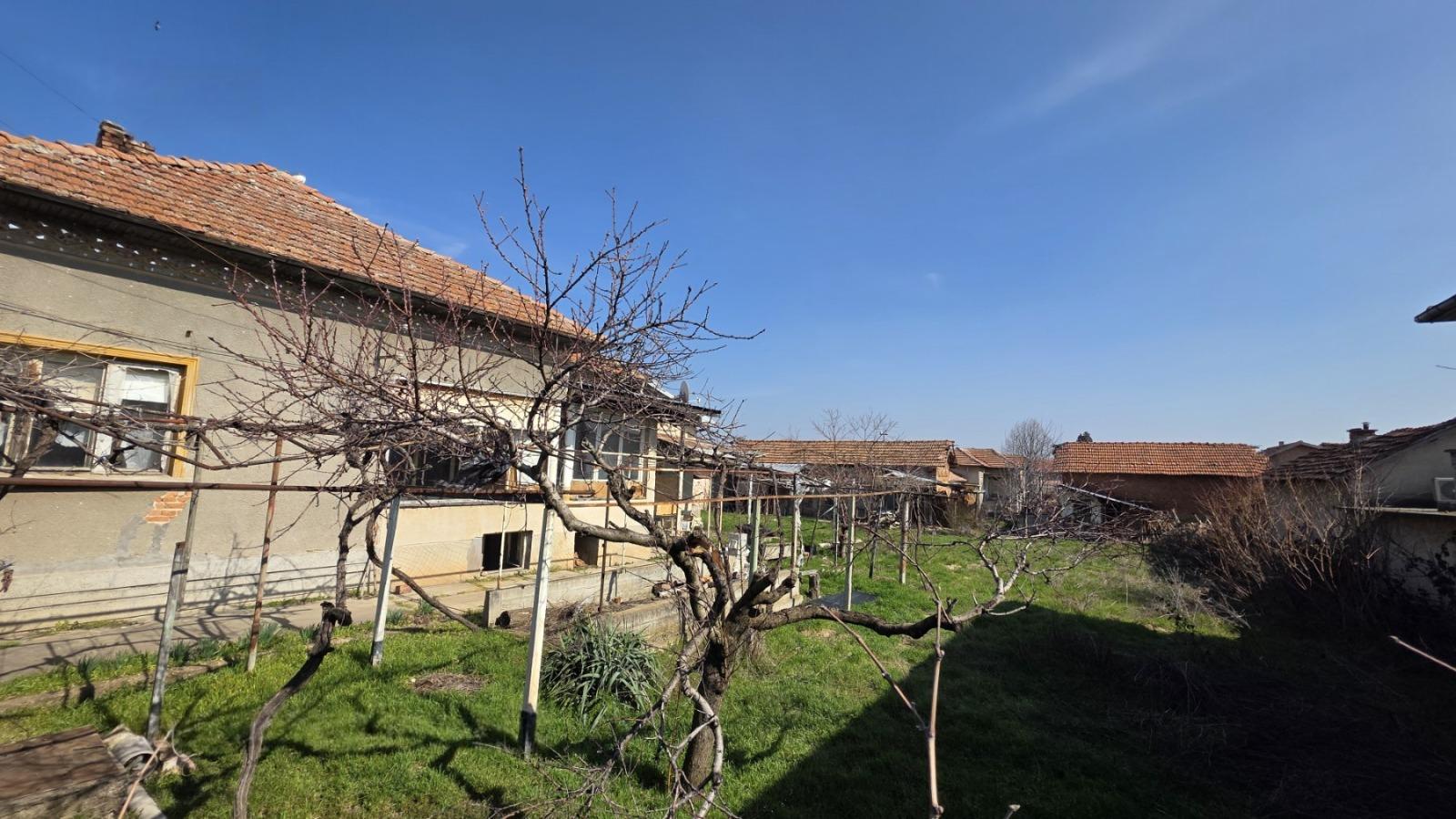 House for Sale in Krushovitsa, Pleven