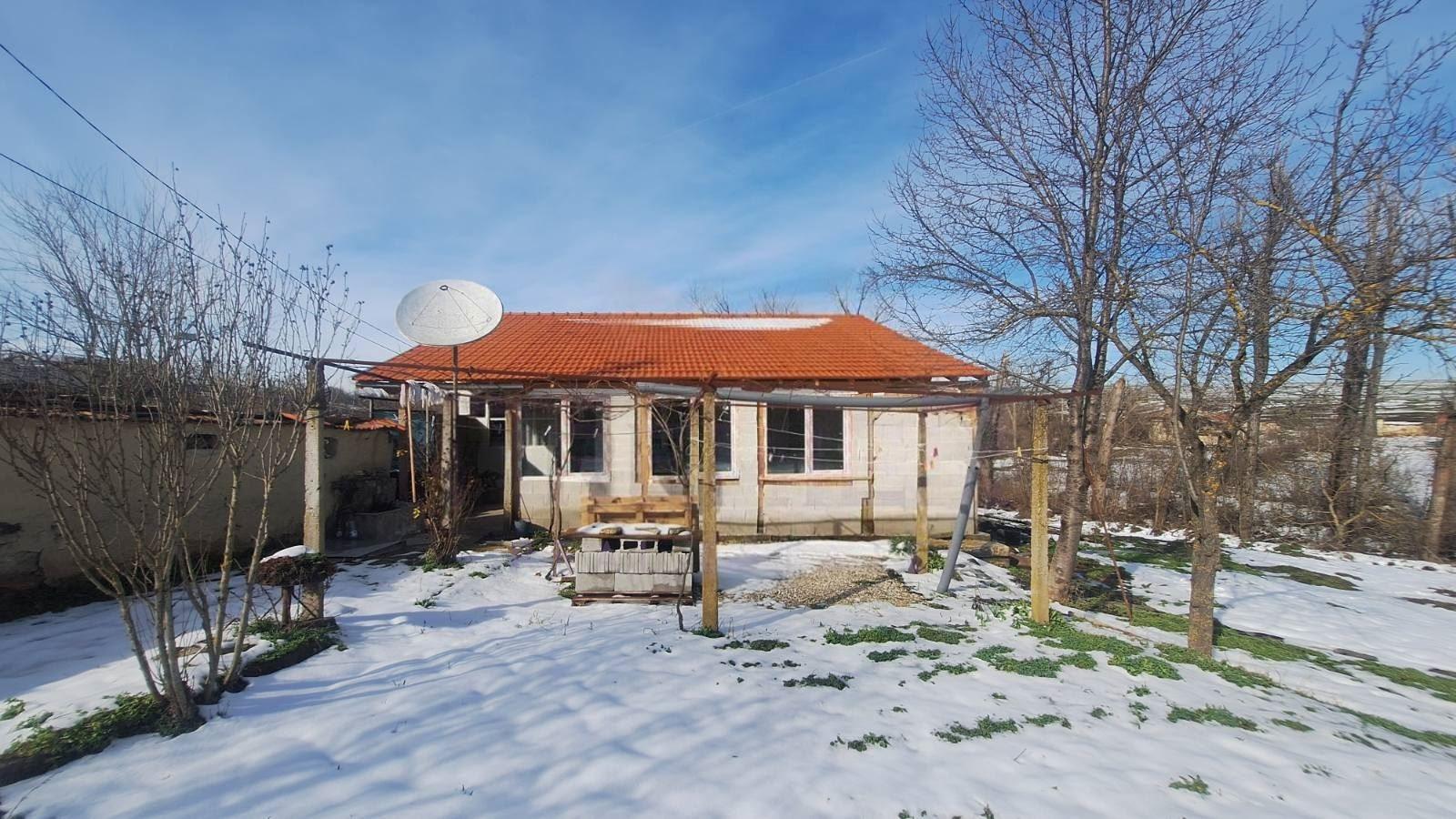 House for Sale in Snezhina, Varna