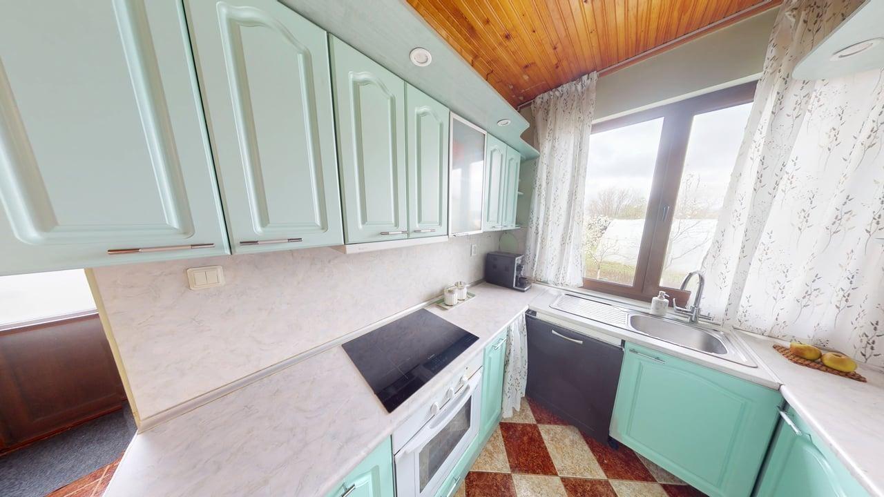 House for Sale in Poroy, Burgas