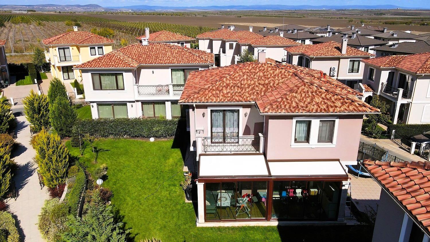 House for Sale in Pomorie, Burgas