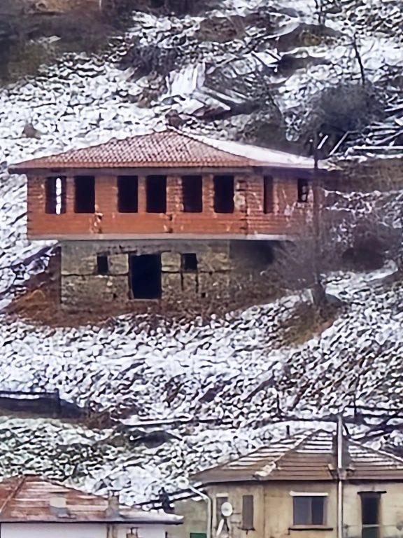 House for Sale in Zornitsa, Smolyan