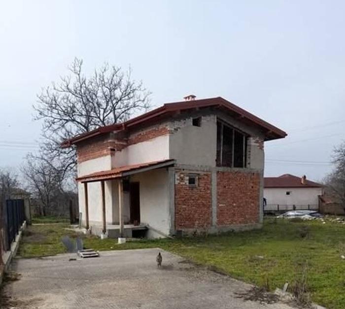 House for Sale in Otets Paisievo, Plovdiv