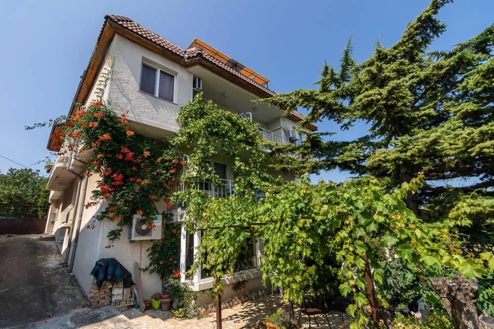 House for Sale in Varna, Evksinograd Area