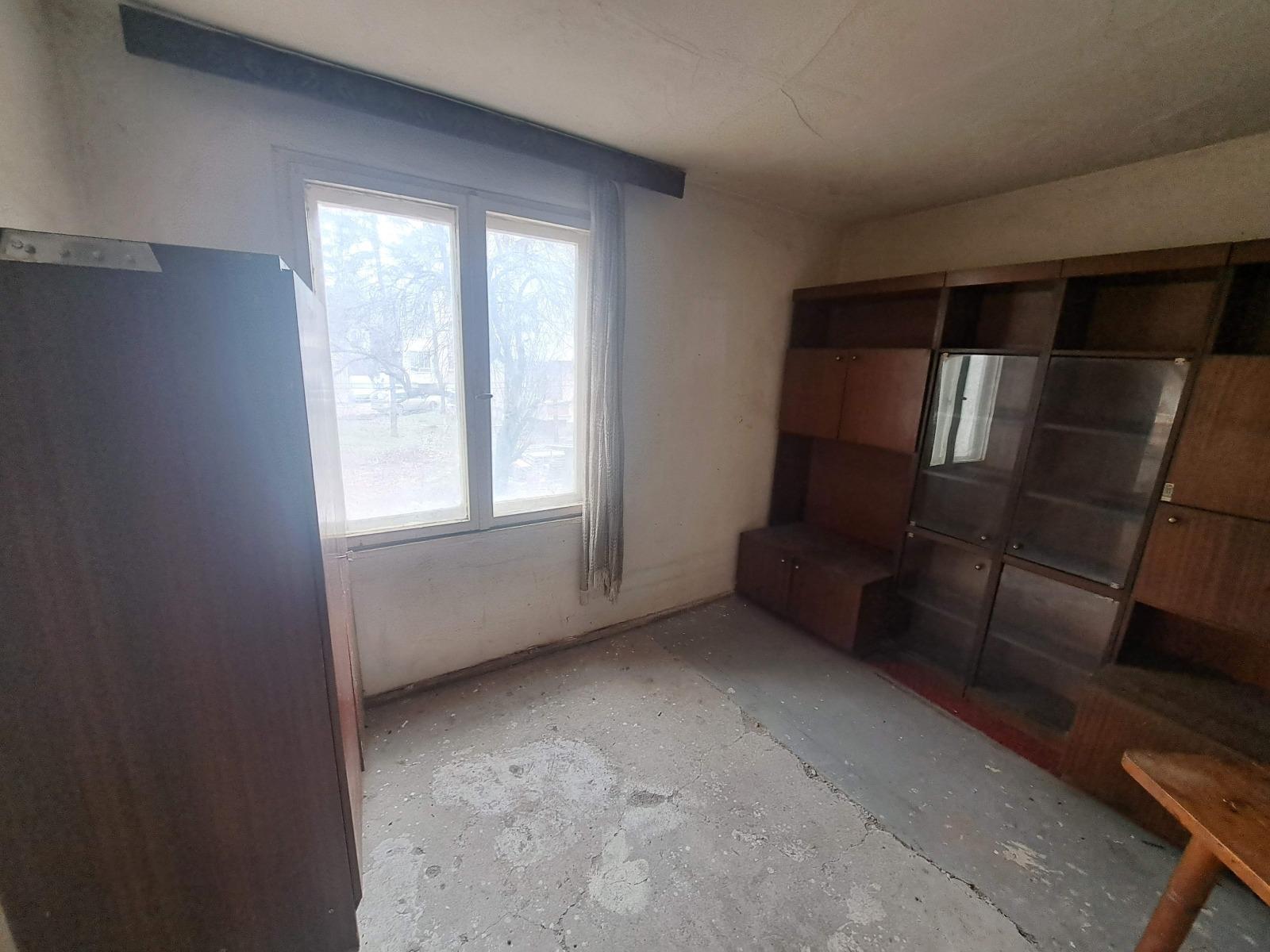 House for Sale in Pleven, Idealen tsentar