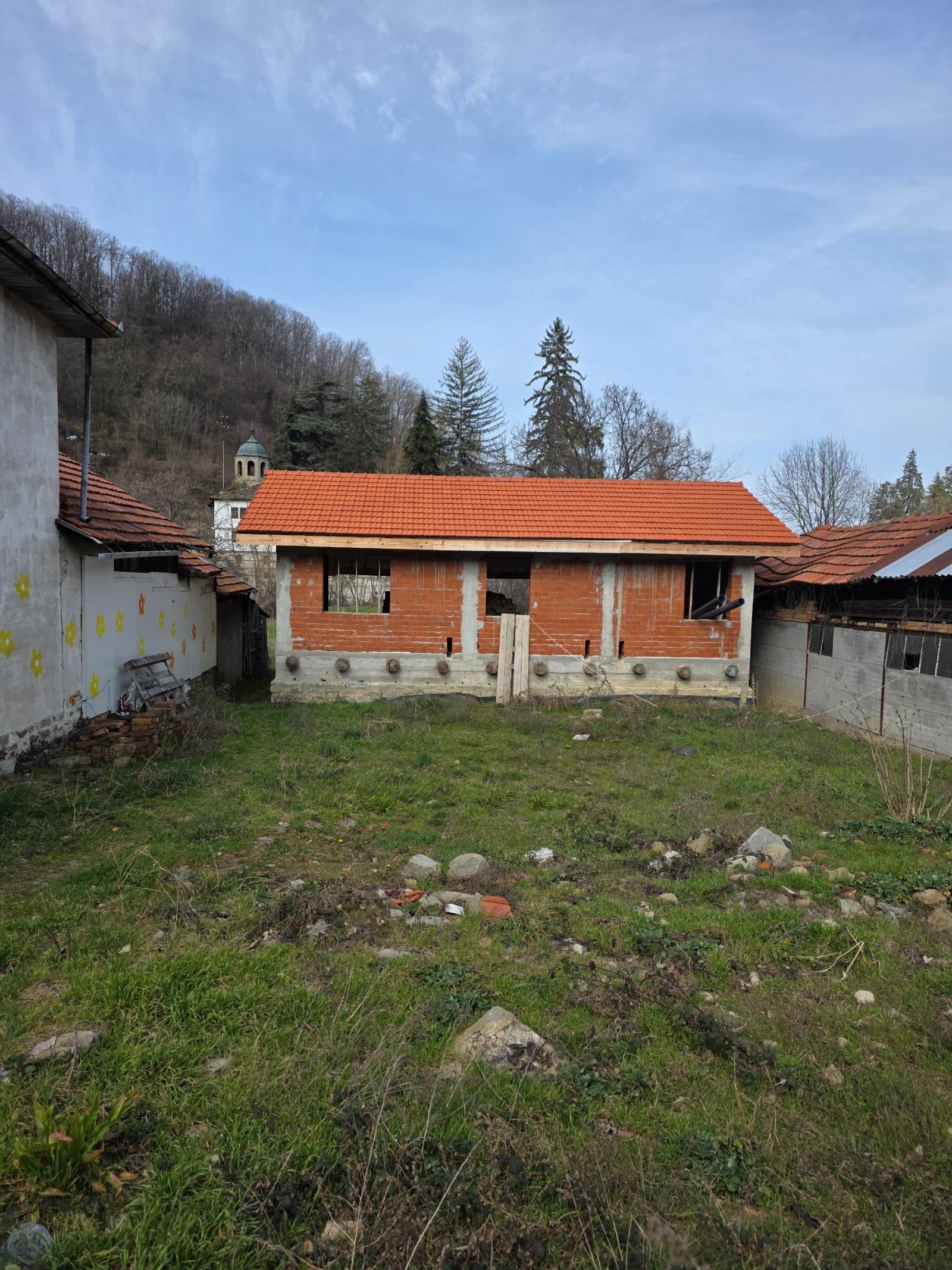 House for Sale in Oreshak, Lovech