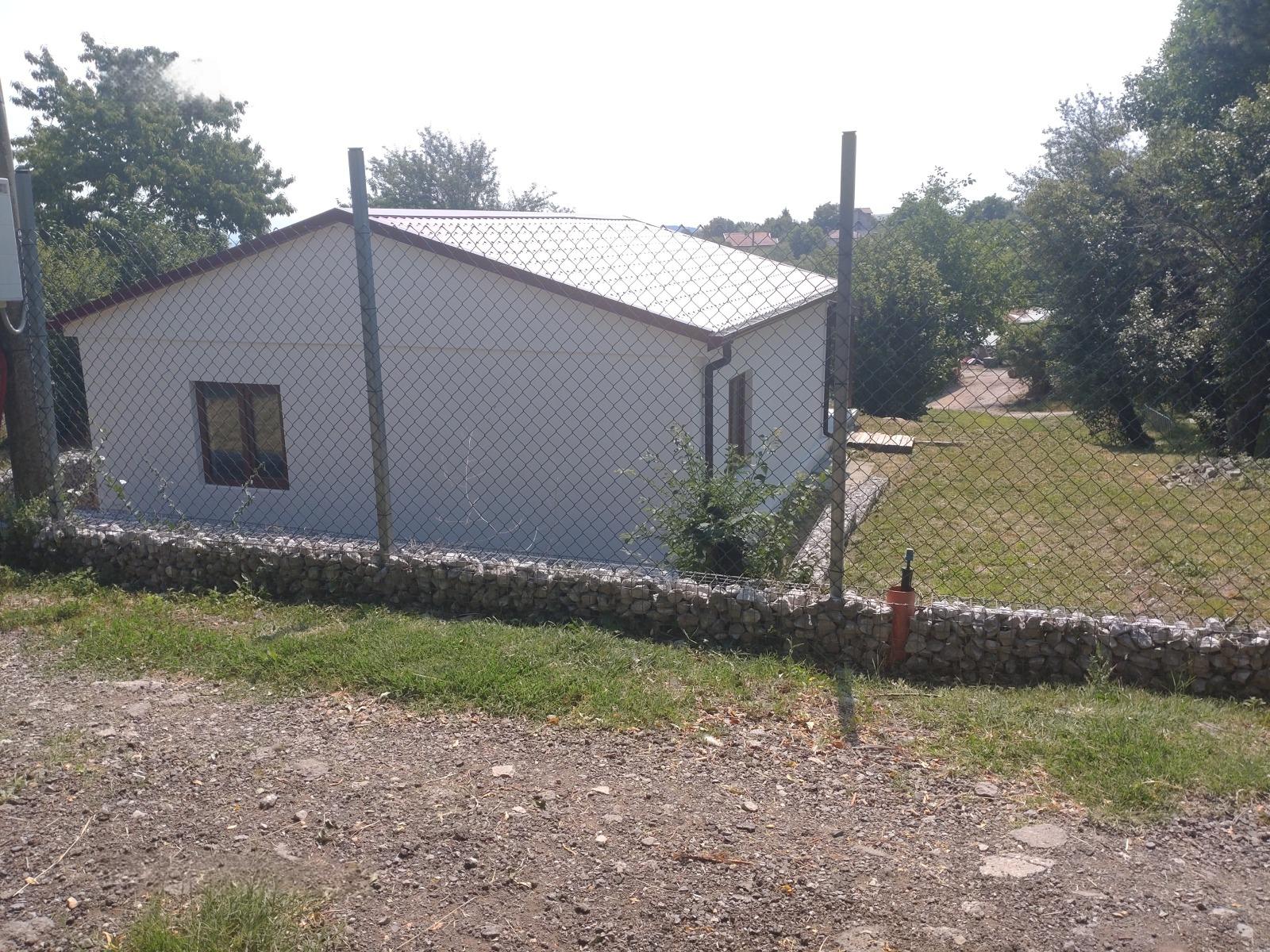 House for Sale in Hrabarsko, Sofia Province