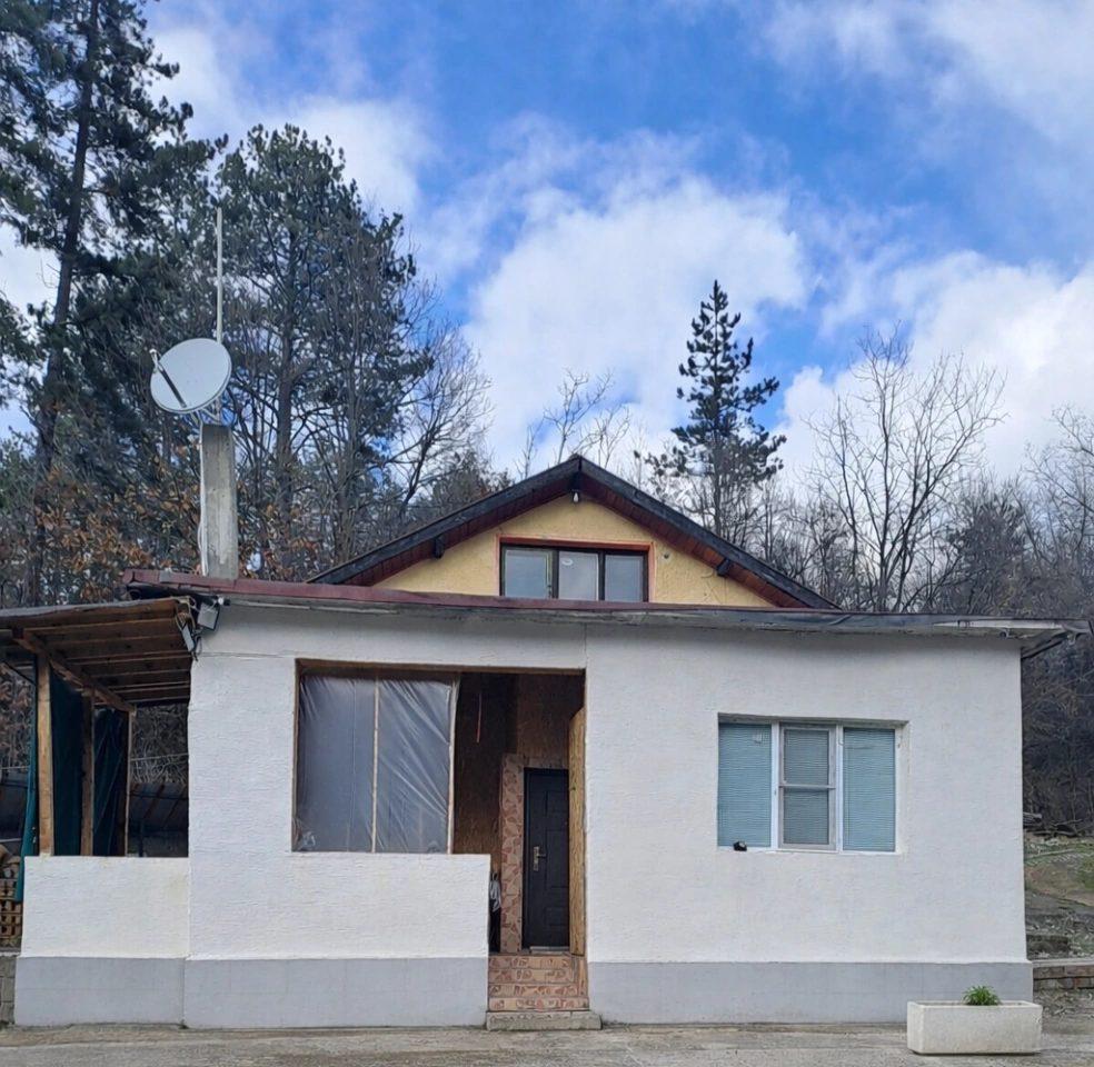 House for Sale in Lukovo, Sofia Province