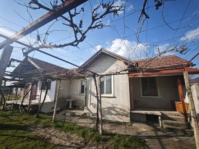 House for Sale in Tulovo, Stara Zagora