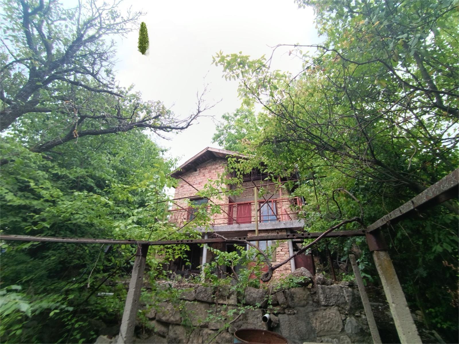 Villa for Sale in Shumen, Pod Manastira Area