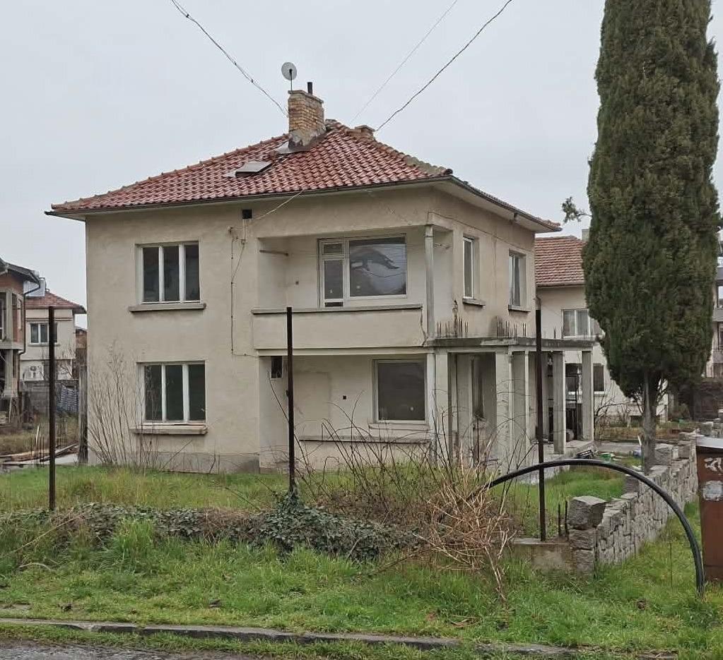 House for Sale in Chernomorets, Burgas