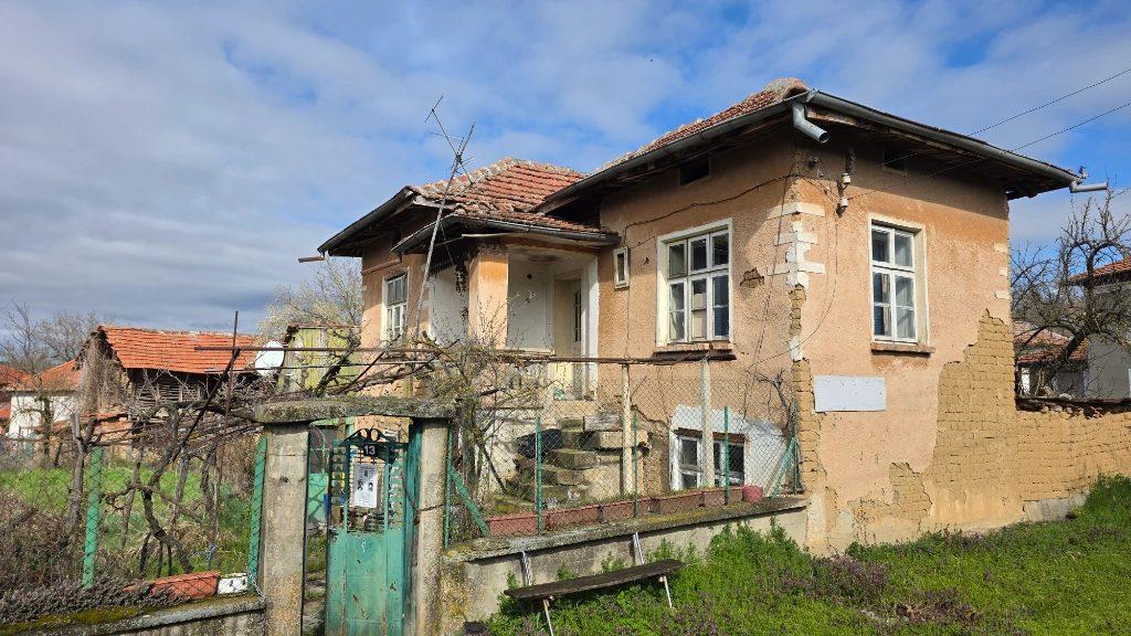 House for Sale in Smochan, Lovech